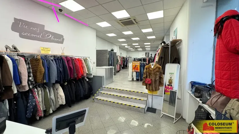 Pronájem obchodního prostoru, Brno - Brno-město, 128 m2