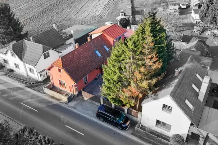 Prodej rodinného domu, Polepy - Okna, 211 m2