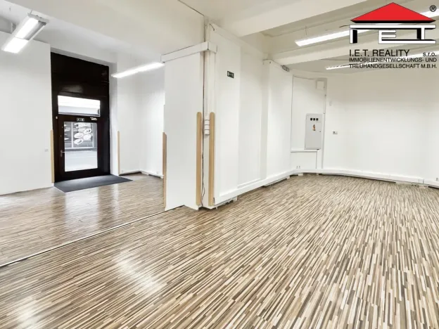 Pronájem obchodního prostoru, Brno, Josefská, 105 m2