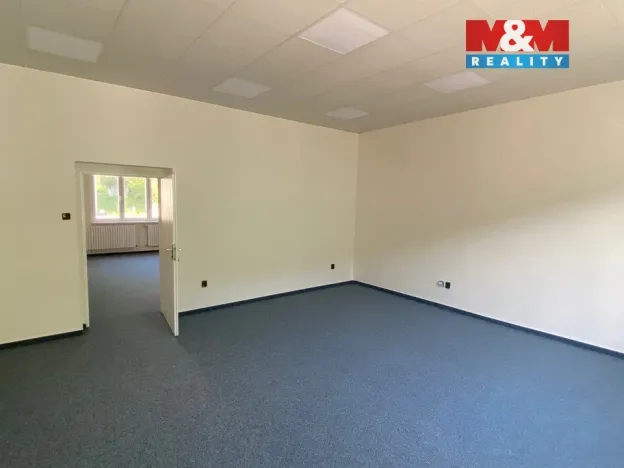 Pronájem kanceláře, Brno - Brněnské Ivanovice, 537 m2