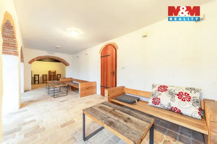 Prodej bytu 1+kk, Mikulov, Koněvova, 23 m2