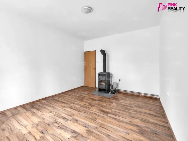 Pronájem bytu 2+1, Liberk - Uhřínov, 61 m2