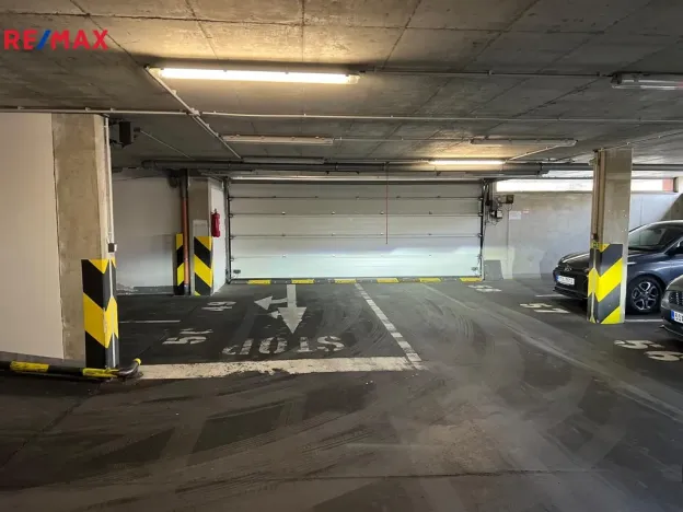 Prodej garáže, Praha - Chodov, Hviezdoslavova, 17 m2