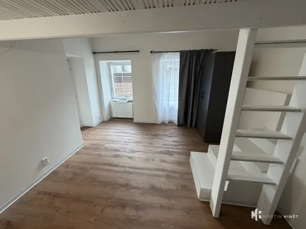 Pronájem bytu 1+kk, Praha - Dubeč, Starodubečská, 22 m2