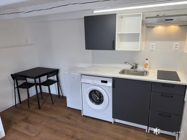 Pronájem bytu 1+kk, Praha - Dubeč, Starodubečská, 22 m2