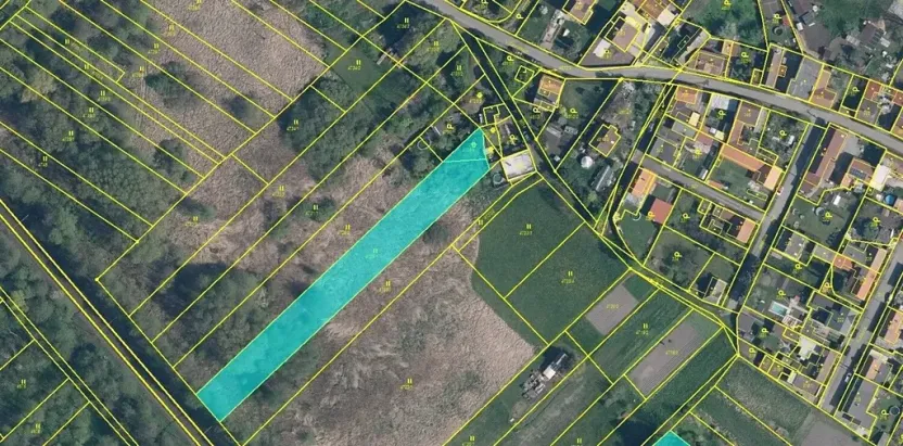 Prodej podílu louky, Mělník, 2446 m2