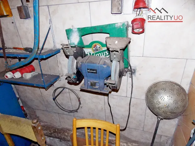 Prodej výrobních prostor, Ostrov, 190 m2