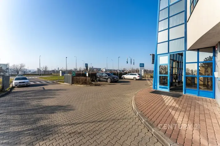 Pronájem kanceláře, Praha - Hostivař, Průmyslová, 670 m2