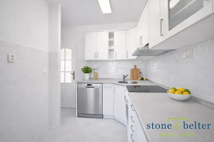 Prodej bytu 3+1, Praha - Stodůlky, U jezera, 83 m2