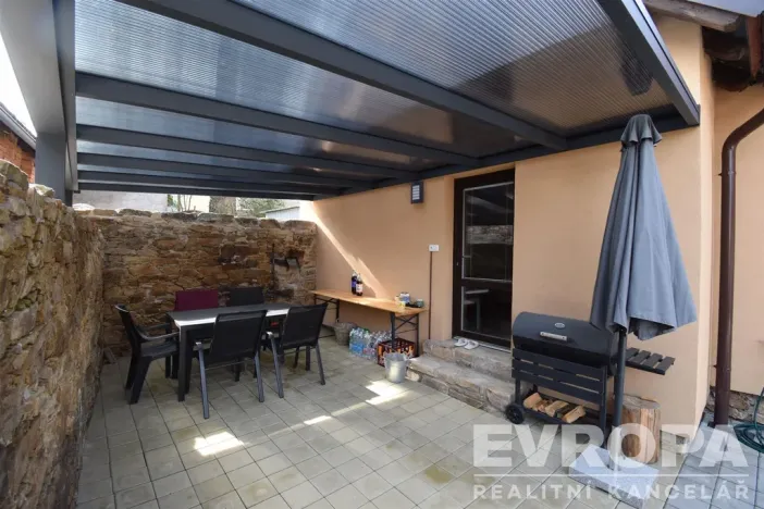 Prodej rodinného domu, Zásmuky - Nesměň, 72 m2