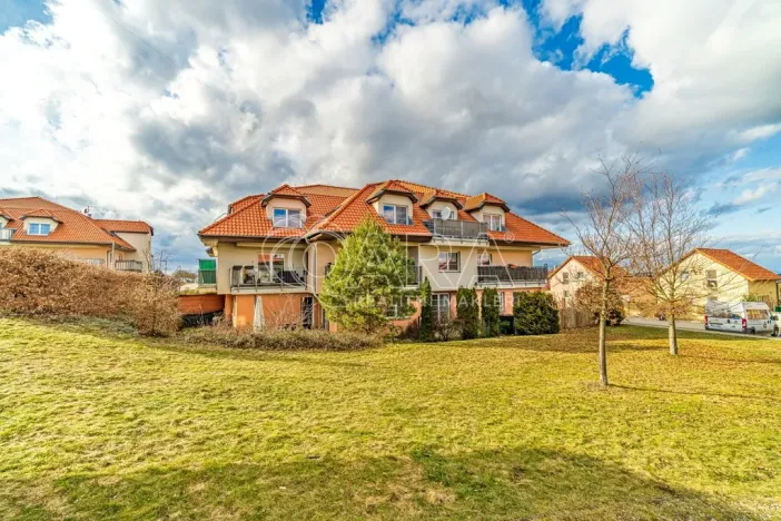 Prodej bytu 1+kk, Holubice - Kozinec, Buková, 40 m2