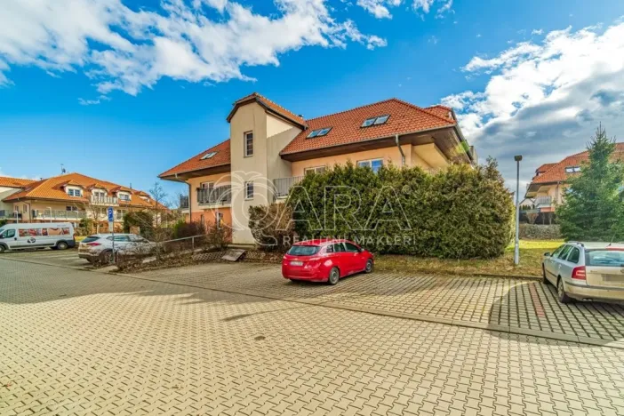 Prodej bytu 1+kk, Holubice - Kozinec, Buková, 40 m2