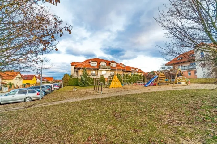 Prodej bytu 1+kk, Holubice - Kozinec, Buková, 40 m2