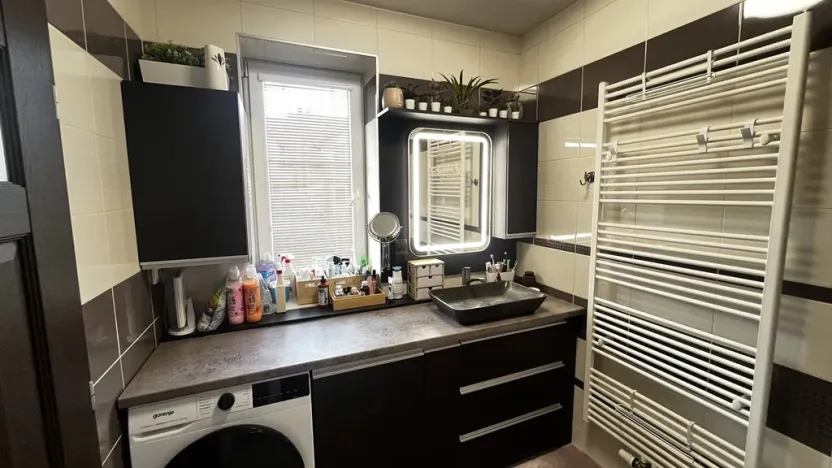 Prodej rodinného domu, Veltrusy, Lomená, 118 m2