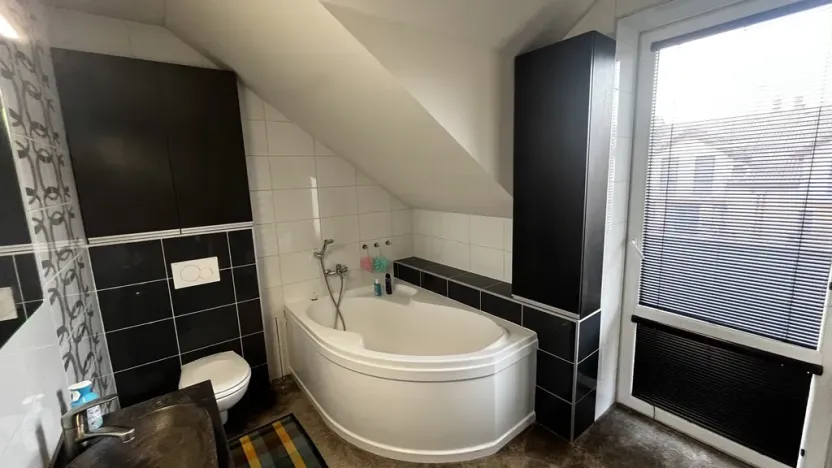 Prodej rodinného domu, Veltrusy, Lomená, 118 m2