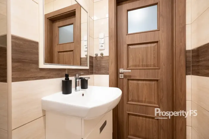 Prodej bytu 2+1, Ústí nad Labem - Severní Terasa, Višňová, 61 m2