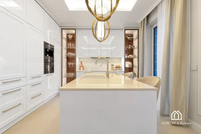 Prodej rodinného domu, Přezletice, Čakovická, 405 m2