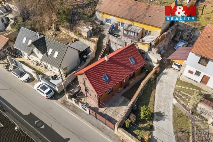 Prodej rodinného domu, Zvoleněves, 94 m2