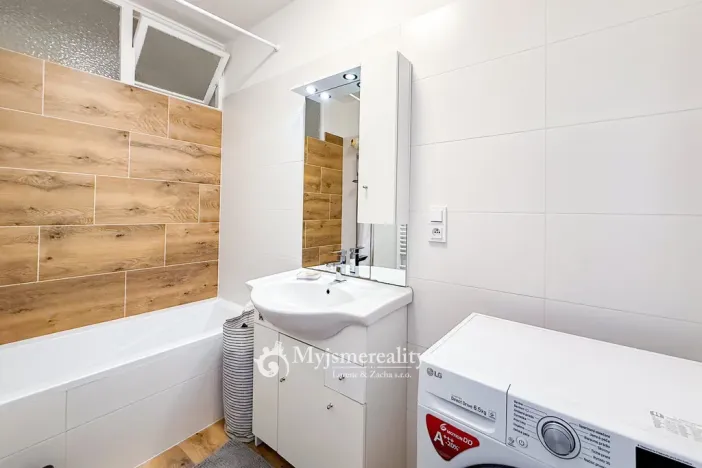 Pronájem bytu 2+1, Znojmo, Smetanova, 55 m2