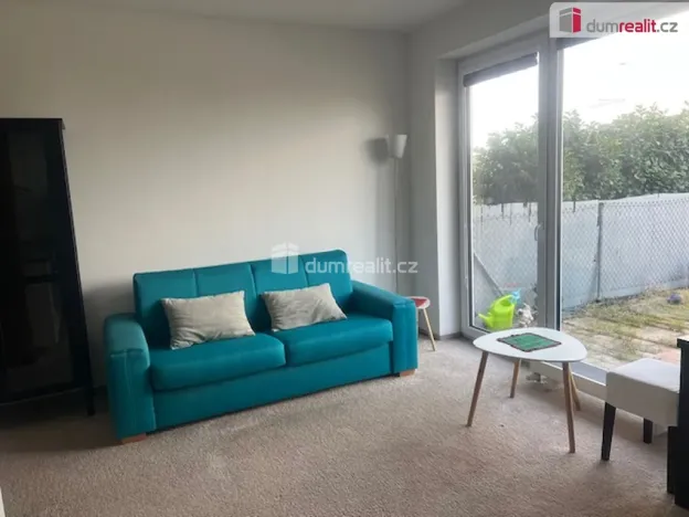 Pronájem bytu 1+kk, Praha - Dolní Počernice, Za luhem, 25 m2
