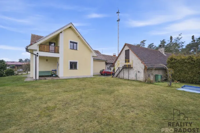 Prodej vícegeneračního domu, Konárovice, 300 m2