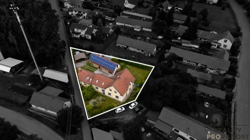 Prodej vícegeneračního domu, Konárovice, 300 m2
