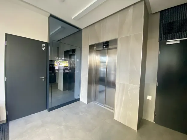 Pronájem bytu 2+kk, Praha - Třebonice, Thomasova, 46 m2