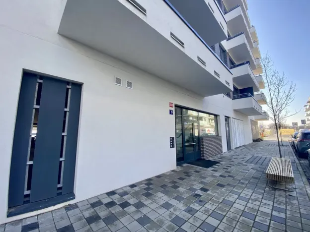 Pronájem bytu 2+kk, Praha - Třebonice, Thomasova, 46 m2