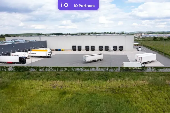 Pronájem skladu, Blučina, Hřbitovní, 2920 m2