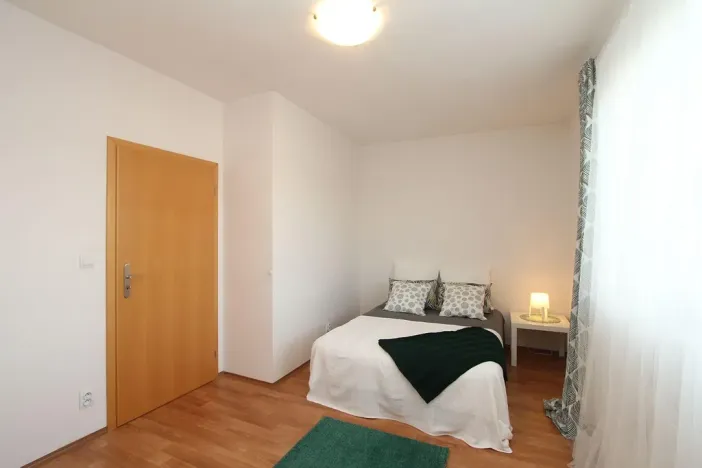 Pronájem bytu 2+kk, Pardubice - Trnová, Jozefa Gabčíka, 55 m2