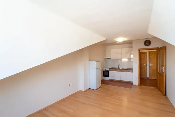 Pronájem bytu 2+kk, Olomouc, Javoříčská, 47 m2