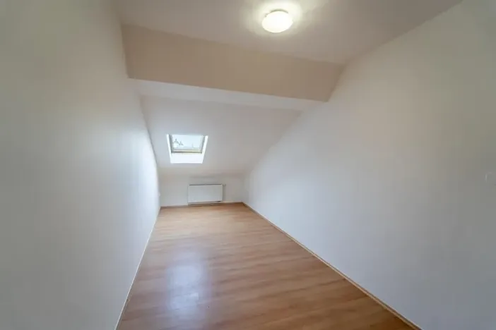 Pronájem bytu 2+kk, Olomouc, Javoříčská, 47 m2