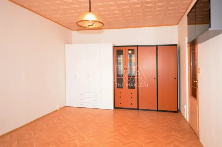 Pronájem bytu 1+1, Praha - Libuš, Na domovině, 38 m2