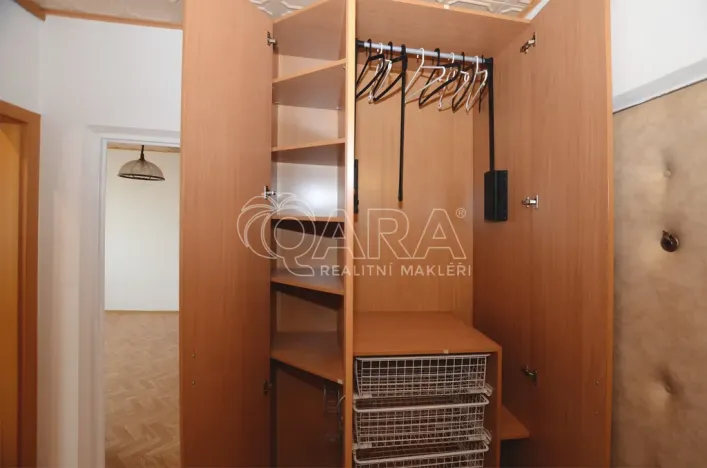 Pronájem bytu 1+1, Praha - Libuš, Na domovině, 38 m2