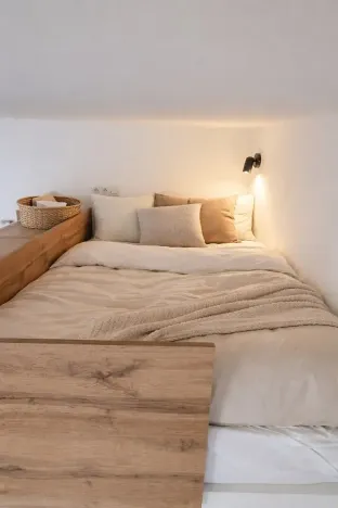 Pronájem bytu 1+kk, Praha - Vinohrady, Velehradská, 25 m2