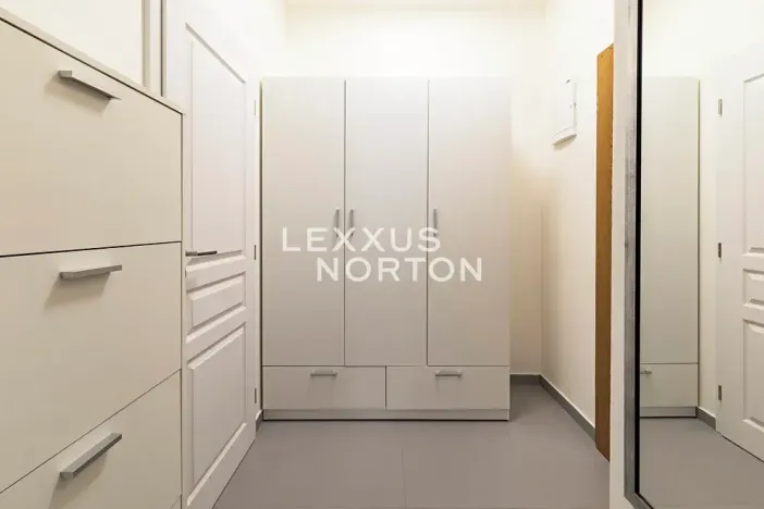 Pronájem bytu 1+kk, Praha - Žižkov, Ondříčkova, 31 m2