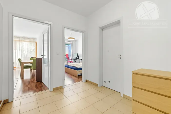 Prodej bytu 2+kk, Praha - Malešice, Prorektorská, 50 m2