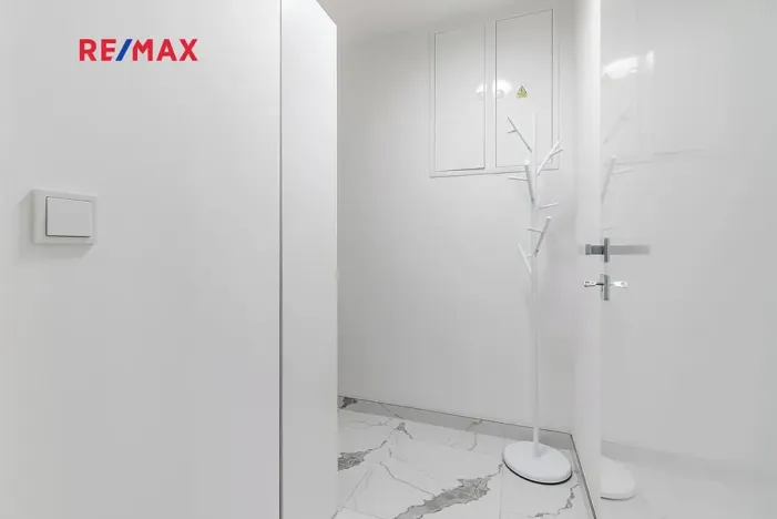 Prodej bytu 2+kk, Praha - Smíchov, Podbělohorská, 61 m2