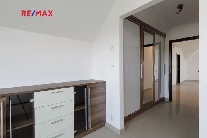 Prodej rodinného domu, Říčany, Tulipánová, 260 m2