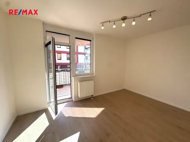 Pronájem bytu 2+kk, Praha - Stodůlky, Svitákova, 50 m2