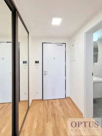 Pronájem bytu 2+kk, Praha - Smíchov, Albrightové, 44 m2