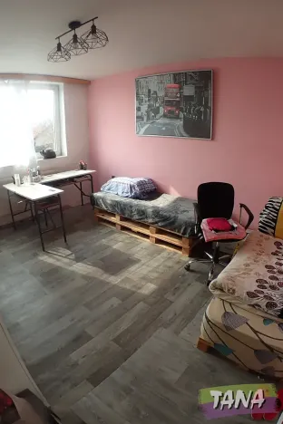 Prodej rodinného domu, Semčice, 300 m2