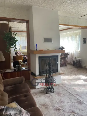 Prodej rodinného domu, Jeviněves, 130 m2