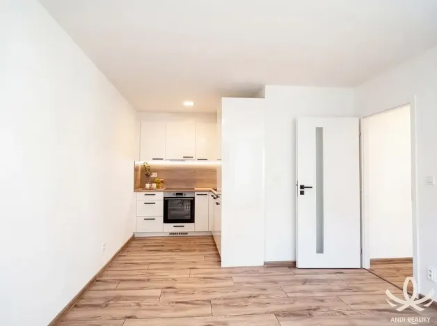 Pronájem bytu 2+kk, Nymburk, Topolová, 43 m2