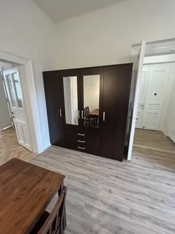 Pronájem bytu 2+1, Praha - Nové Město, Rumunská, 64 m2