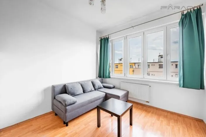 Pronájem bytu 2+kk, Praha - Vršovice, 28. pluku, 48 m2