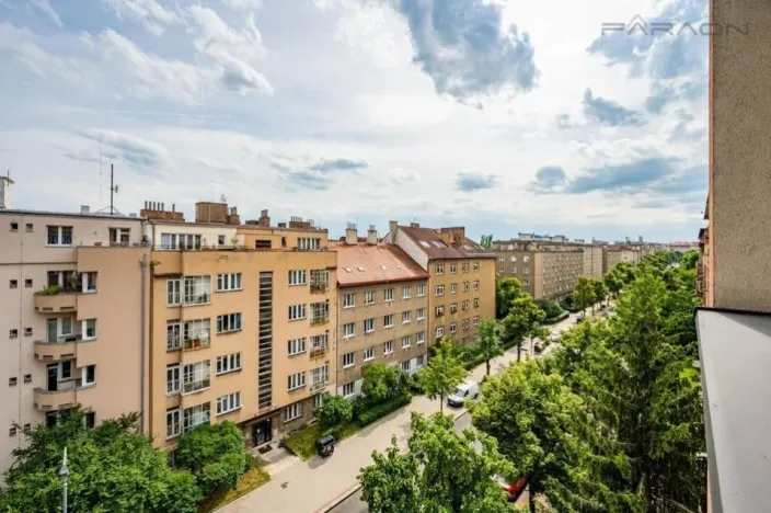 Pronájem bytu 2+kk, Praha - Vršovice, 28. pluku, 48 m2