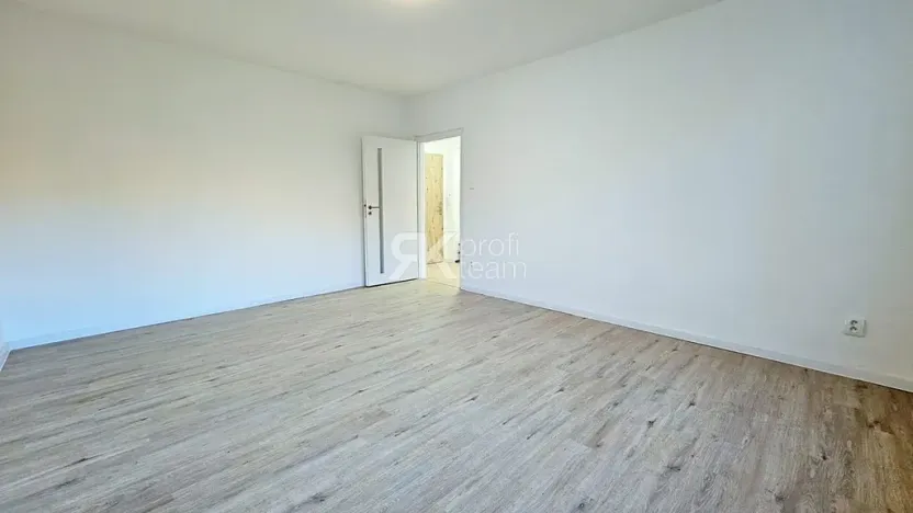 Pronájem bytu 1+1, Ostrava, Proskovická, 40 m2