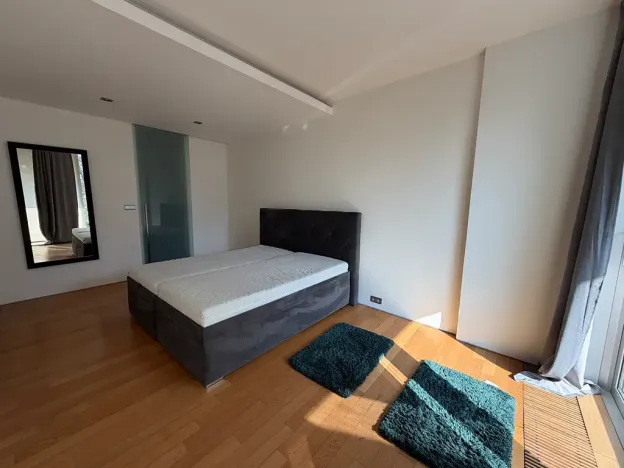 Pronájem bytu 2+kk, Praha - Smíchov, Na Hřebenkách, 66 m2