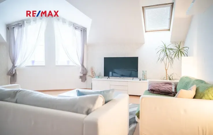 Prodej bytu 2+kk, Hradec Králové, Za Škodovkou, 68 m2